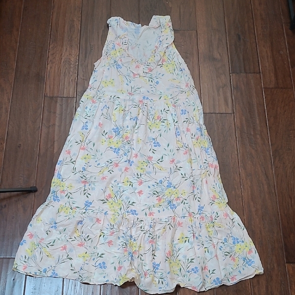 Old Navy Dresses & Skirts - Old Navy Colorful Floral Sleeveless Dress with Ruffle Detail size Large